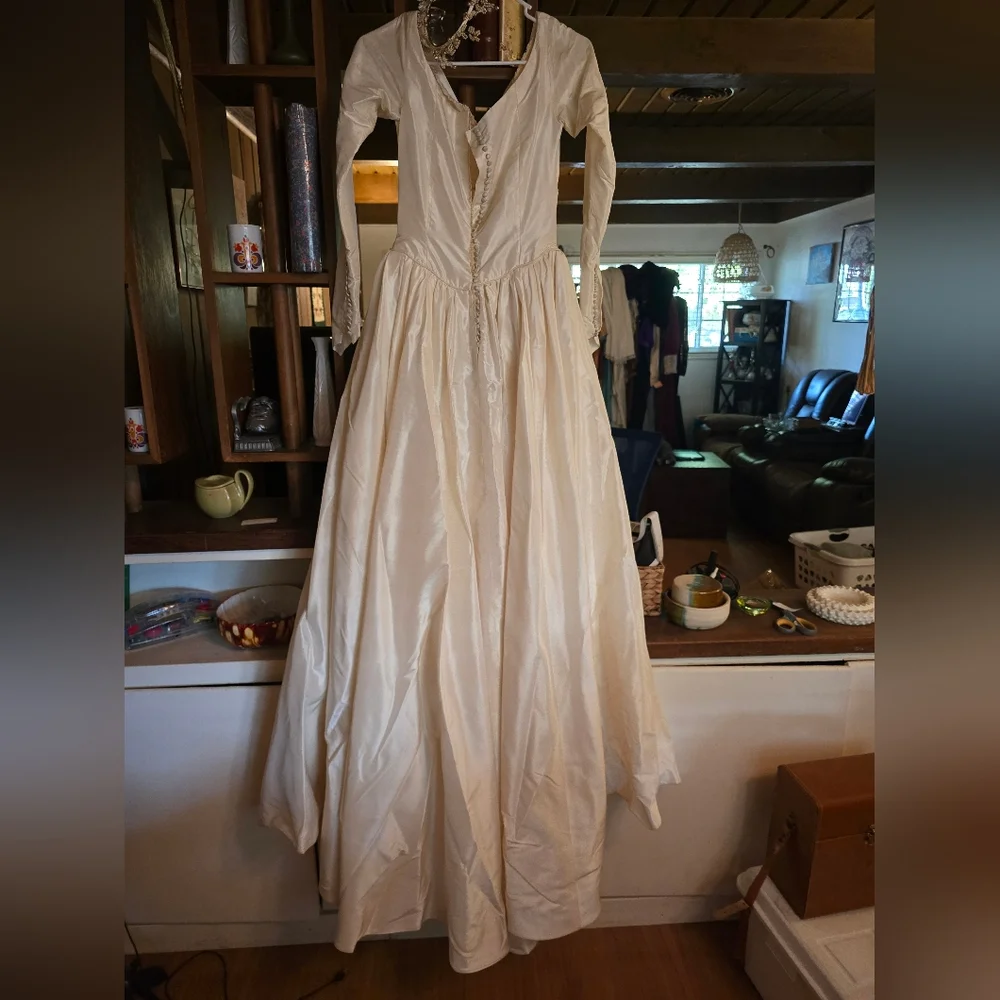 Priscilla of Boston Wedding Gown 50s Raw Silk, Pearl & Sequin Embellished, Small